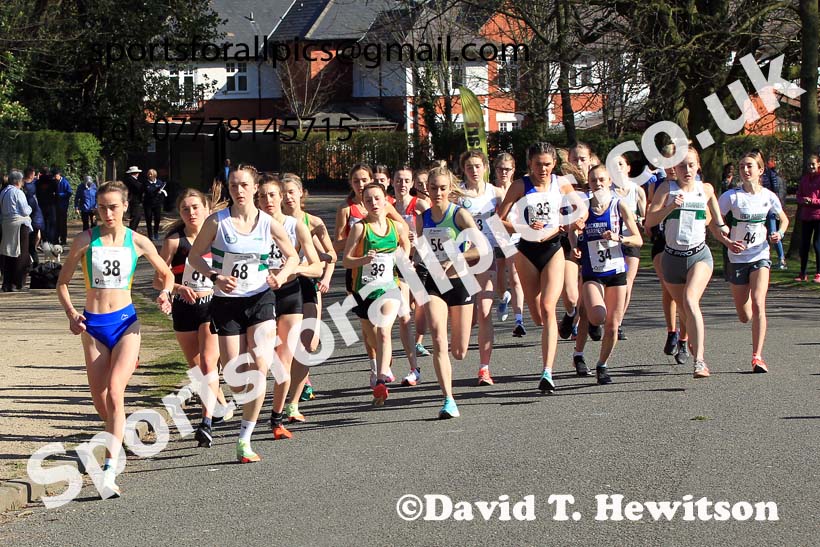 Womens Under-17s 5k, 2022 Northern 12 and 6 Stage Road Relays,  Birkenhead Park, Birkenhead, Wirral.  Photo: David T. Hewitson/Sports for All Pics